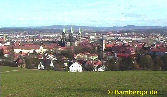 Bamberg. Blick nach Osten zum Frnkischen Jura.